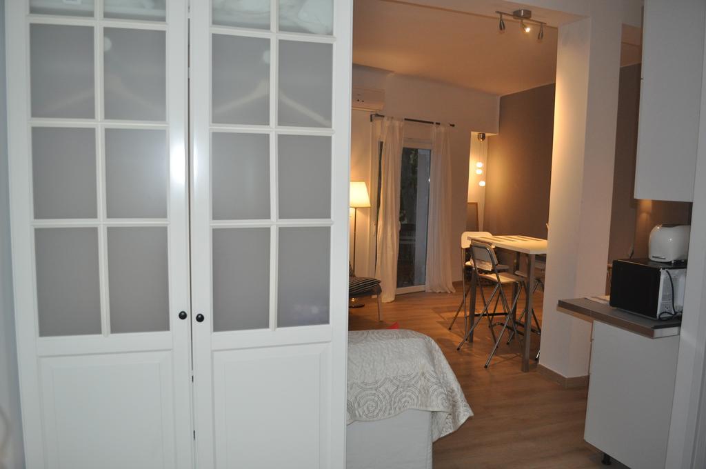 Ronda De Segovia Apartment Madrid Bagian luar foto