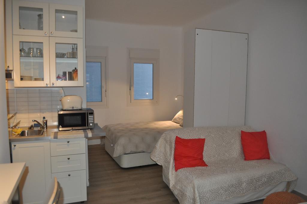 Ronda De Segovia Apartment Madrid Bagian luar foto