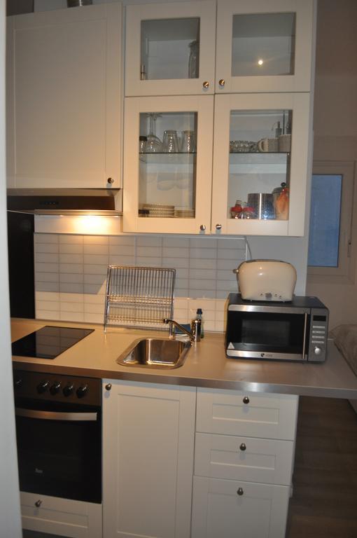 Ronda De Segovia Apartment Madrid Bagian luar foto