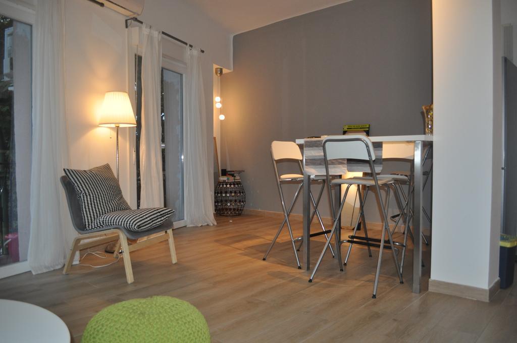 Ronda De Segovia Apartment Madrid Bagian luar foto